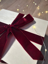 Load image into Gallery viewer, Painting Seascapes Christmas Full Bundle (with paints)
